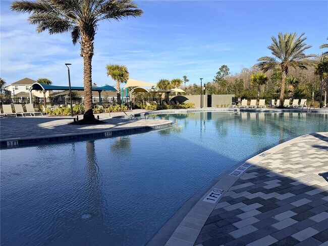 Building Photo - 9948 Red Canoe Aly