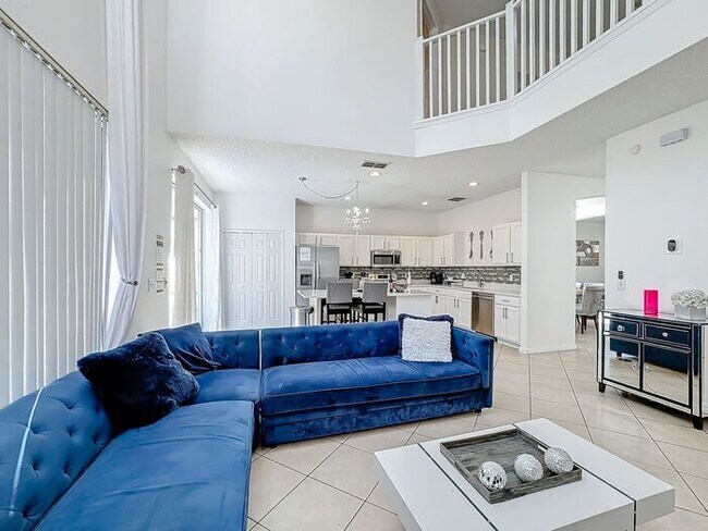 Building Photo - STUNNING Emerald Island Resort 5 bedroom 4...