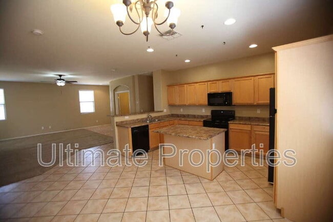 Building Photo - 12852 W Redondo Dr