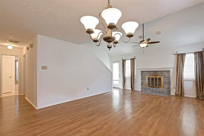 Building Photo - 16822 Rippling Mill Dr
