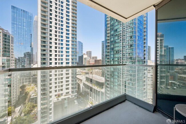 Building Photo - 401 Harrison St