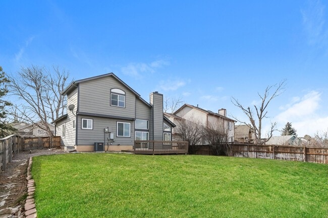 Building Photo - Renovated 4 Bed/ 3.5 Bath in Littleton