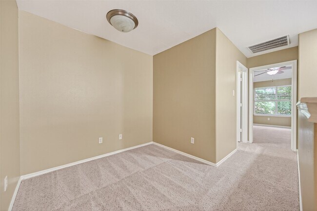 Building Photo - 54 Blue Creek Pl