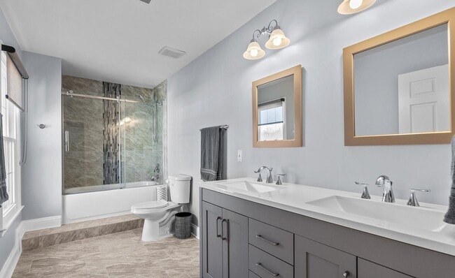 Building Photo - 8620 Stableview Ct