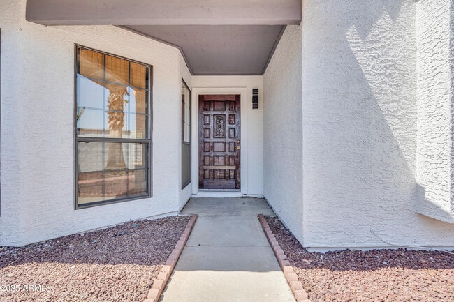 Building Photo - 5302 W Cheryl Dr