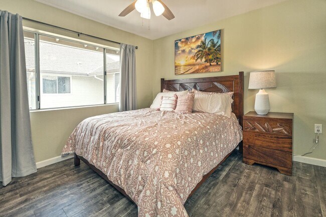 Building Photo - 92-1543 Aliinui Drive 4E