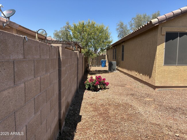Building Photo - 24775 W Dove Trail