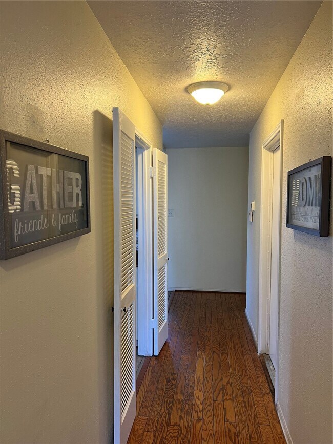 Building Photo - 3506 Corinne Ct