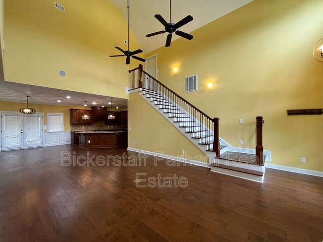 Building Photo - 7073 Spring Walk Dr