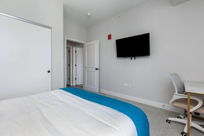 Building Photo - 28294 Ferry Rd