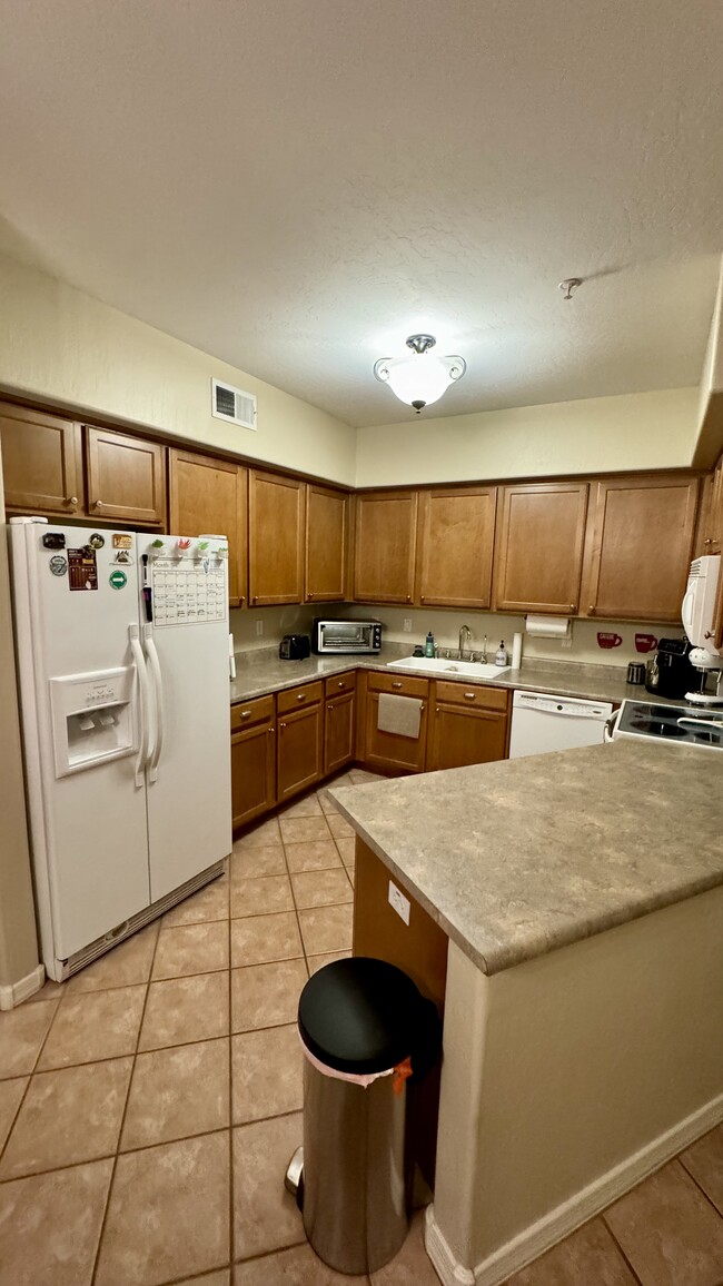 Kitchen - 16410 S 12th St