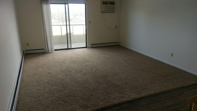 Building Photo - 2 bedroom in Billings MT 59102