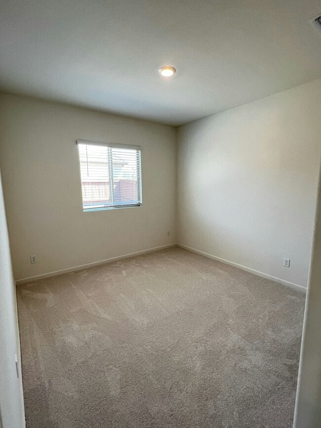 Building Photo - 8081 Bossa Nova Way