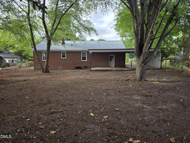 Building Photo - 1305 Erwin Rd