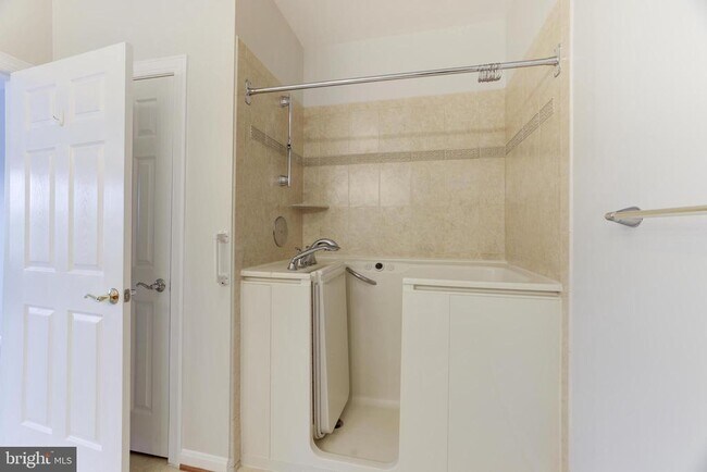 Building Photo - 20816 Noble Terrace