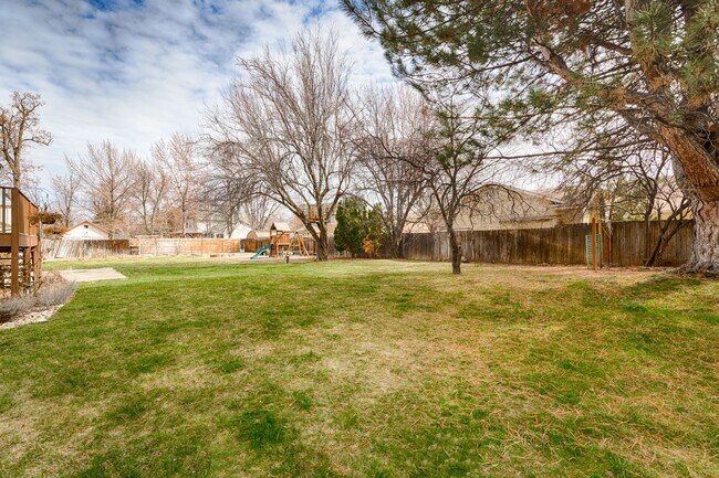 Building Photo - Large home with shop on over 1/2 acre.