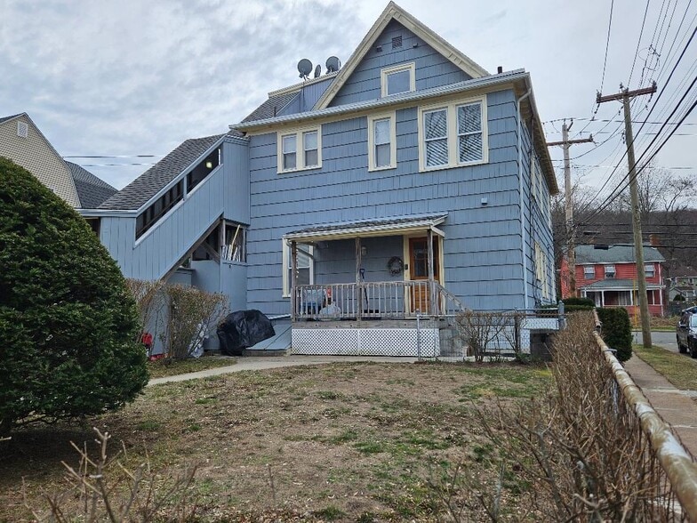 Building Photo - 1781 State St