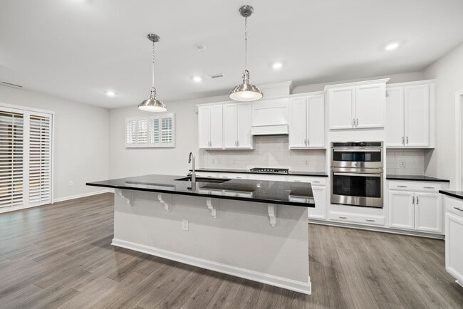Building Photo - 2116 Curry Mdw Wy