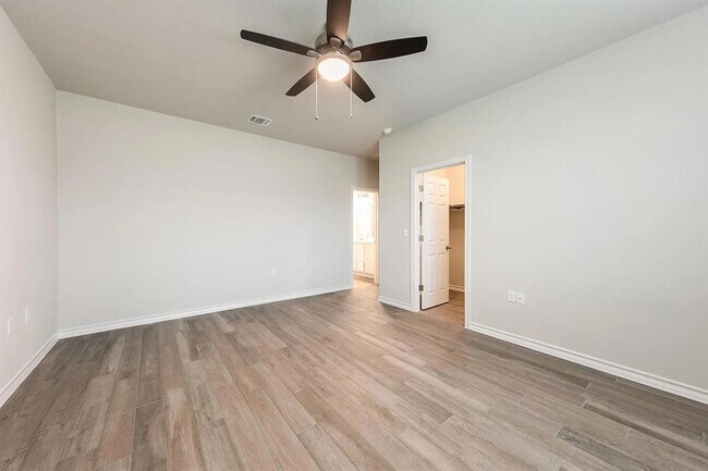 Building Photo - 1606 Jacey Way