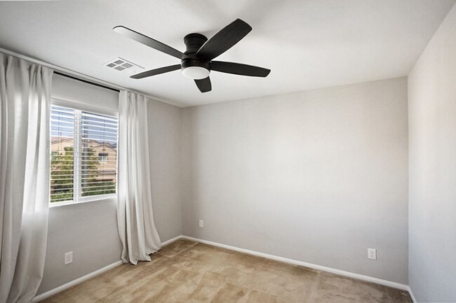 Building Photo - Beautiful 3-Bedroom Home in the Gated Sedona Ranch Community