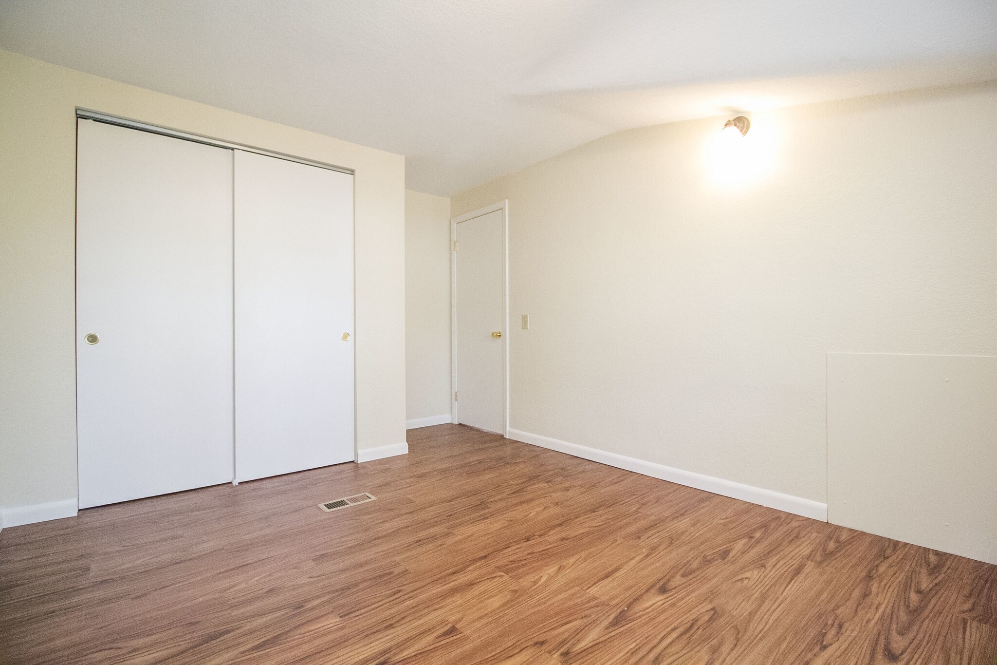 Building Photo - 2943 Escott Ave