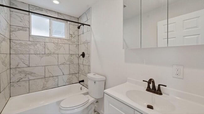 Building Photo - 1216 Butterfield Rd