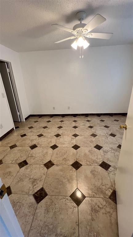 Building Photo - 13843 Timberland Dr