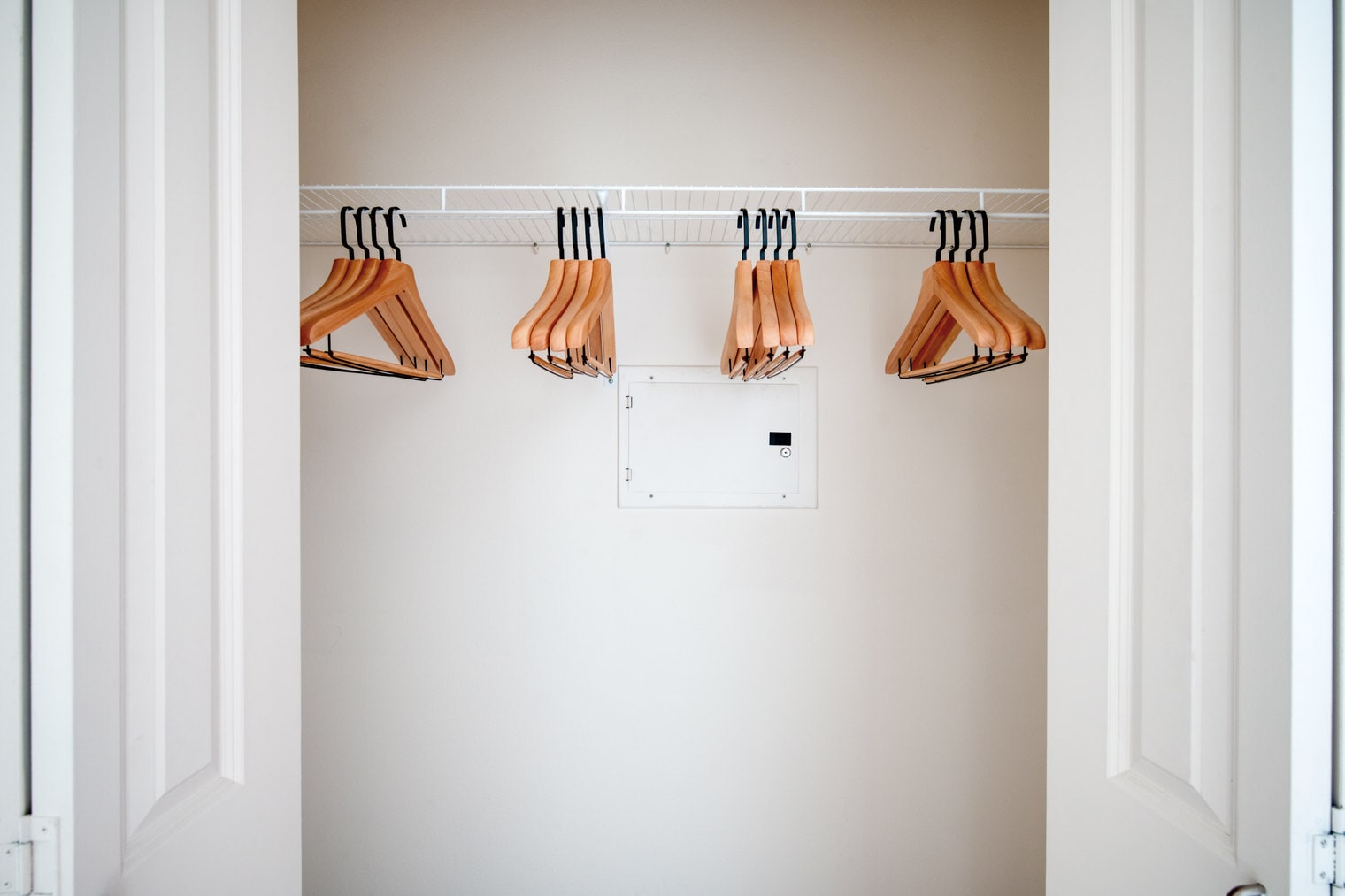 Building Photo - 10410 NE 2nd St