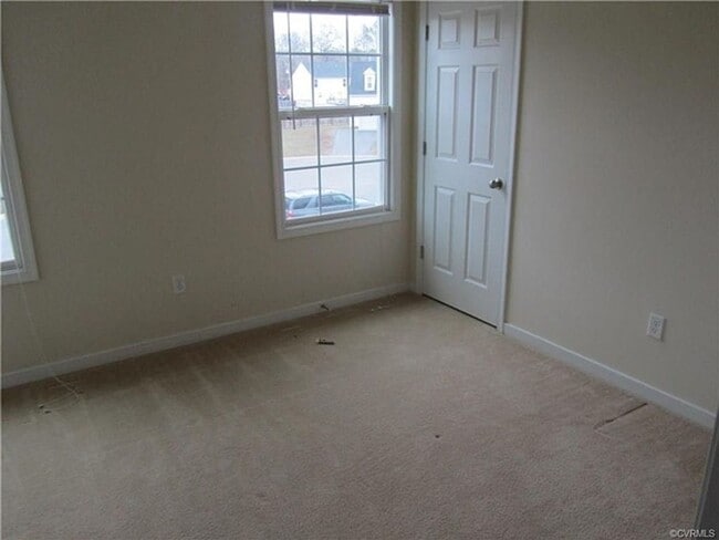 Building Photo - Beautiful West End 2-Story 4 Bedroom Colonial Home