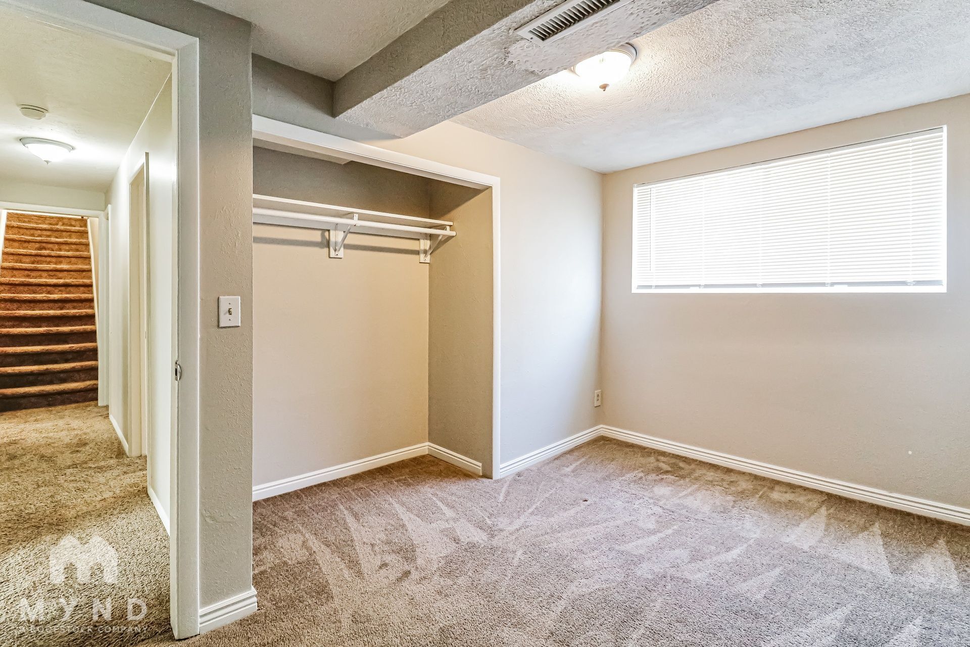 Building Photo - 9548 S 1210 E