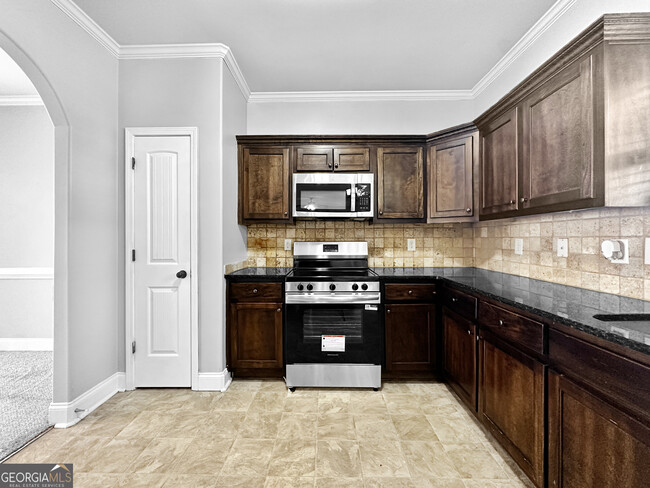 Building Photo - 794 Sugarloaf Way