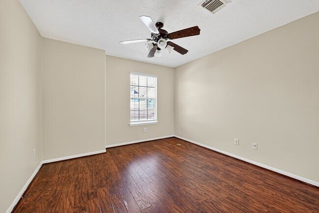 Building Photo - 7407 Hollister Ridge