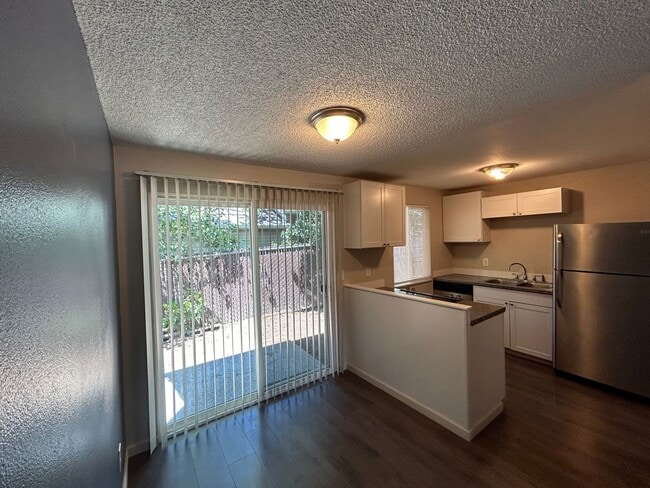 Building Photo - COMING SOON - Cute Two Bedroom Flat At The Primrose Community Close to Downtown Vancouver