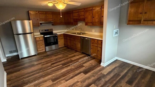 Building Photo - 107 Floral Dr