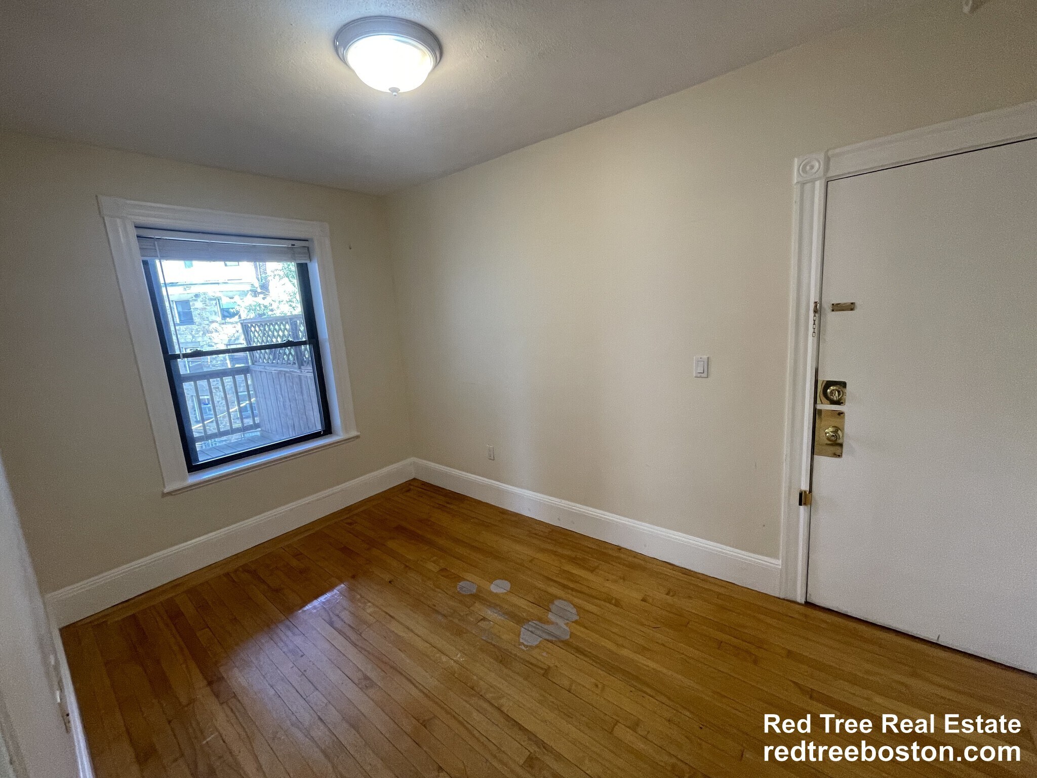 Building Photo - 12 Dean Rd