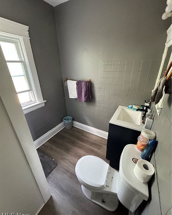 Building Photo - 2814 E 118th St