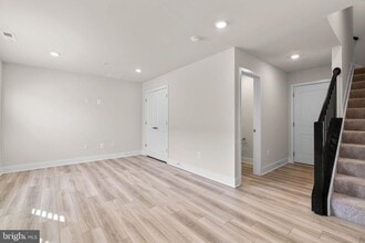 Building Photo - 311 Lentic Ln