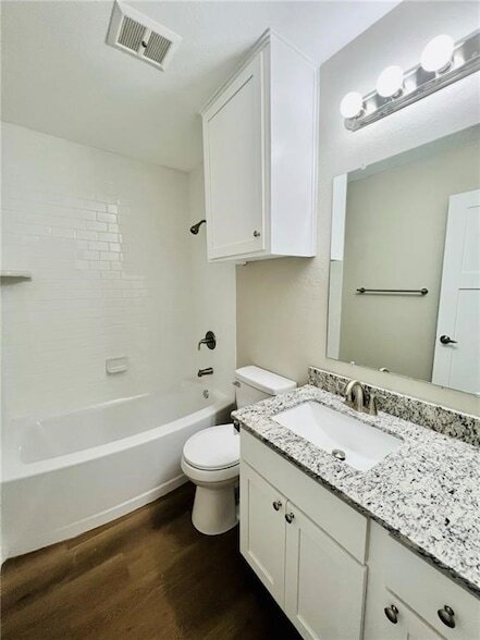 Building Photo - 14798 Dutchmans Dr