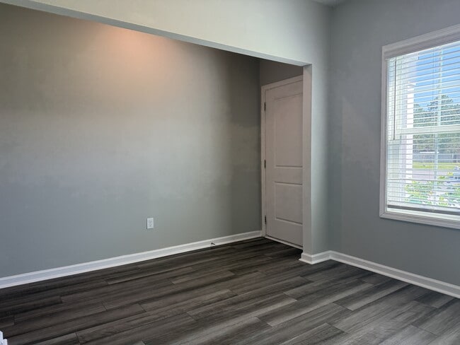 Building Photo - 259 Enclave Wy