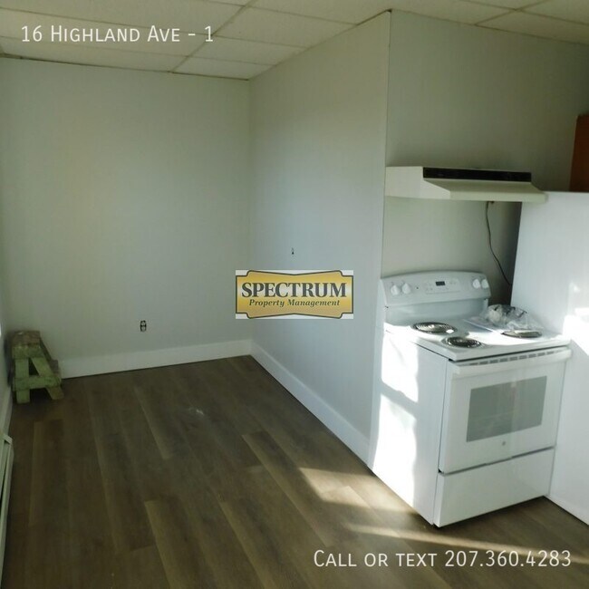 Building Photo - 16 Highland Ave