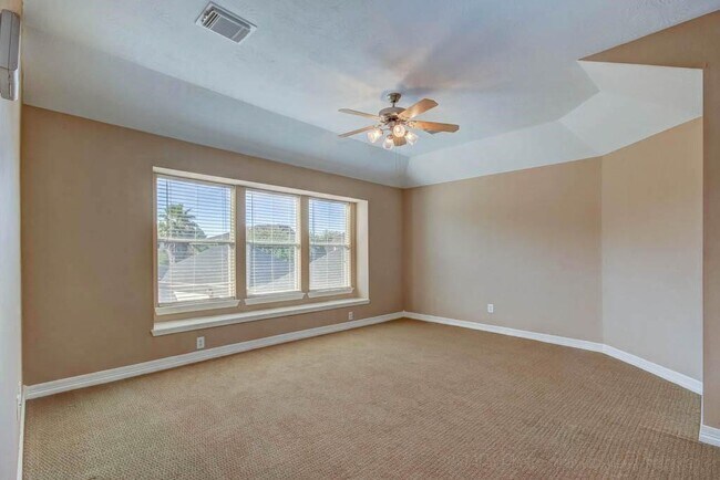 Building Photo - 12418 Lago Bend Ln