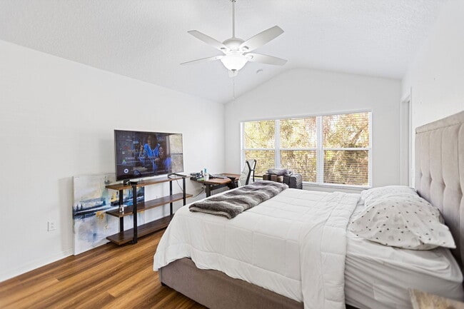 Building Photo - 2718 Conch Hollow Dr