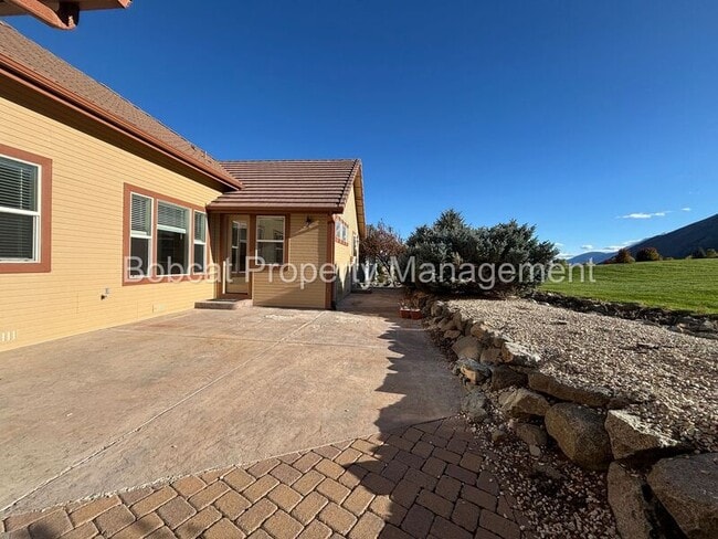 Building Photo - 2437 Genoa Meadows Cir
