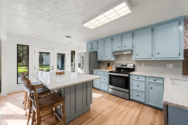 Building Photo - 8623 Miller Rd