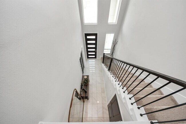 Building Photo - 21638 Laggan Clf Ln