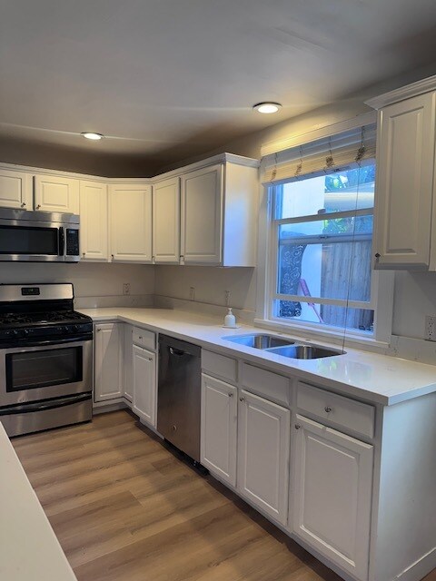 new quartz countertops being installed - 6107 Saturn St