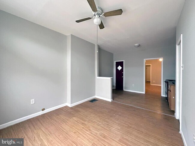 Building Photo - 2113 S 18th St