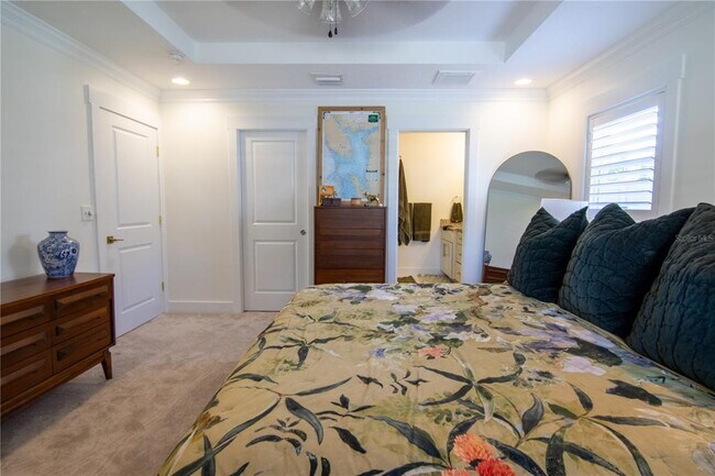 Building Photo - 600 43rd Ave NE