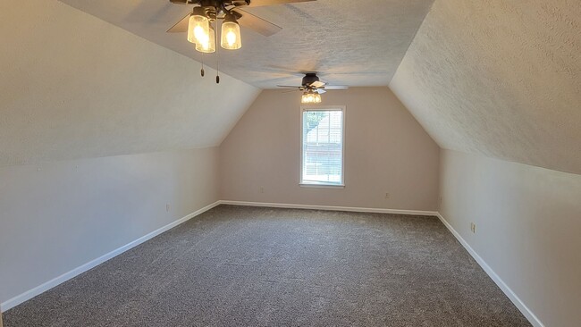 Building Photo - 39 Baker Dr