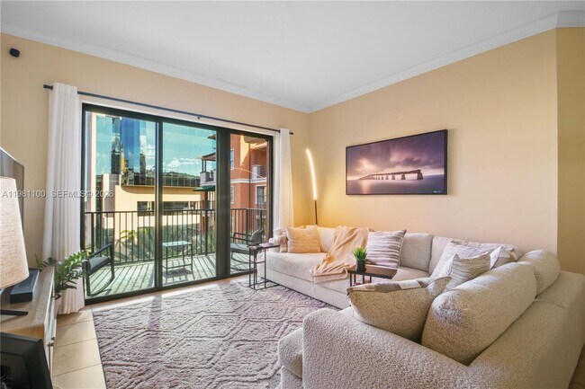 Building Photo - 100 Andalusia Ave